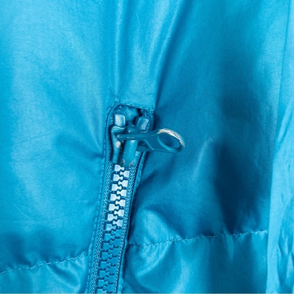 Bacon teal colored down filled puffer jacket. Size large. - Picture 6 of 8